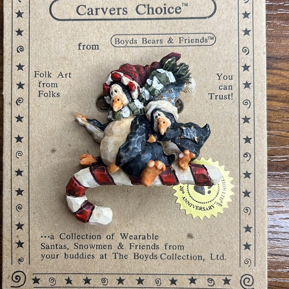Boyd’s Bears & Friends - Candy cane Penguins Pin - Picture 3 of 4